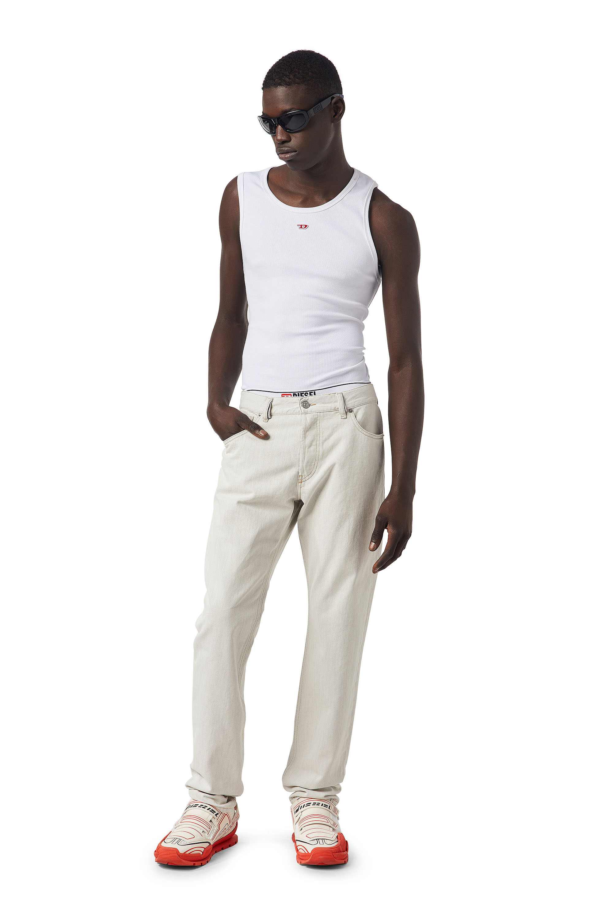 1995 09B93, White - Jeans